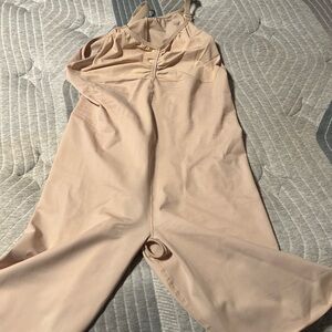 Isavela Garment faja size xl. Weight loss. Tummy tuck.